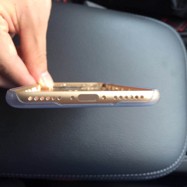 Alleged-iPhone-7-chassis