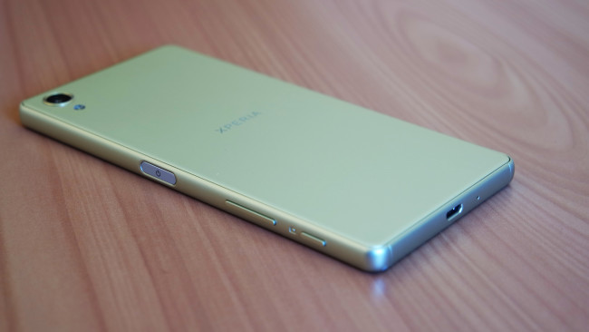 Imagen trasera del Sony Xperia X