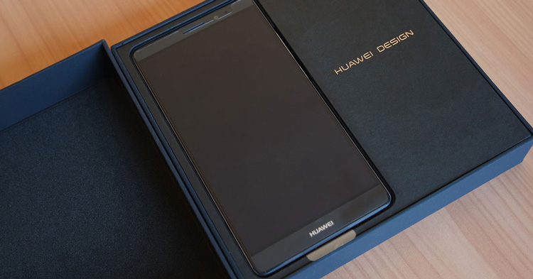 Caja del huawei mate 8