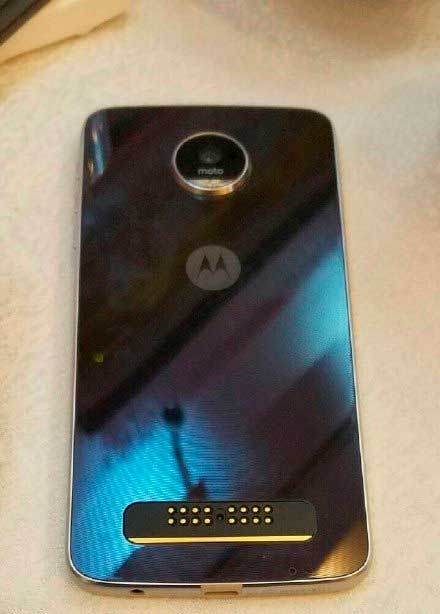 Moto Z Play trasera