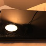 Ara&ntilde;azos en la superficie trasera del iPhone 7 jet Black